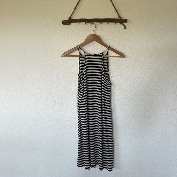 B&W striped mini dress - Picture 4 of 4